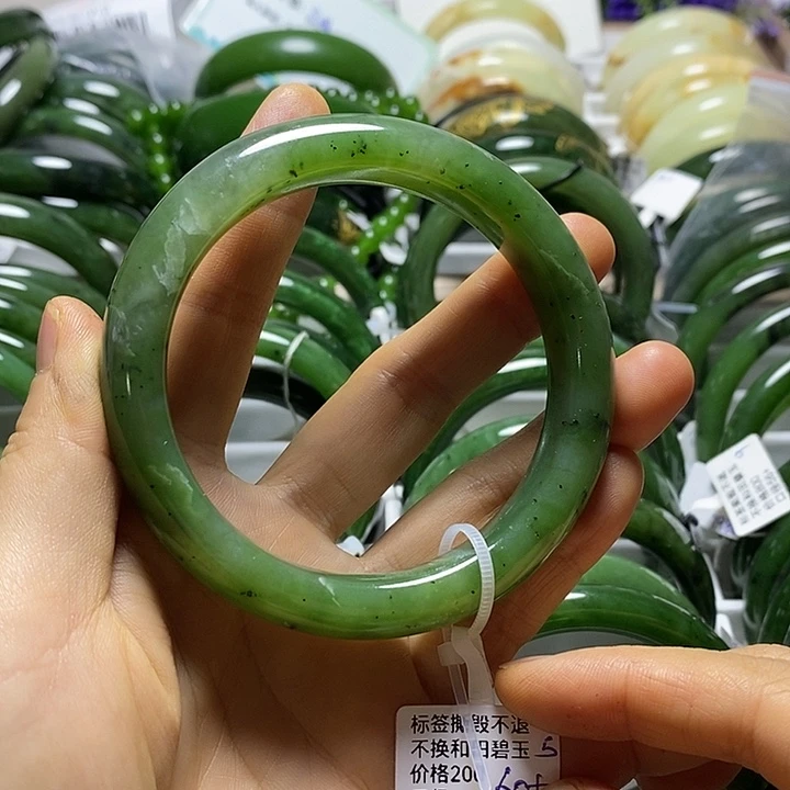 未镶嵌手镯和田玉（碧玉）正圈60