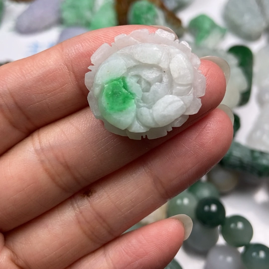 定制翡翠未镶嵌翡翠