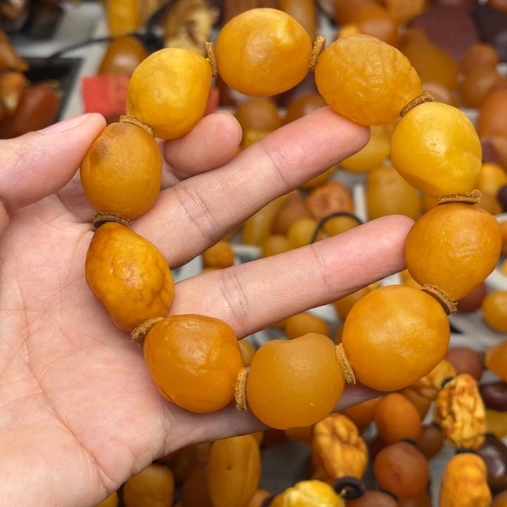 琥珀未镶嵌裸石天然蜜蜡手串