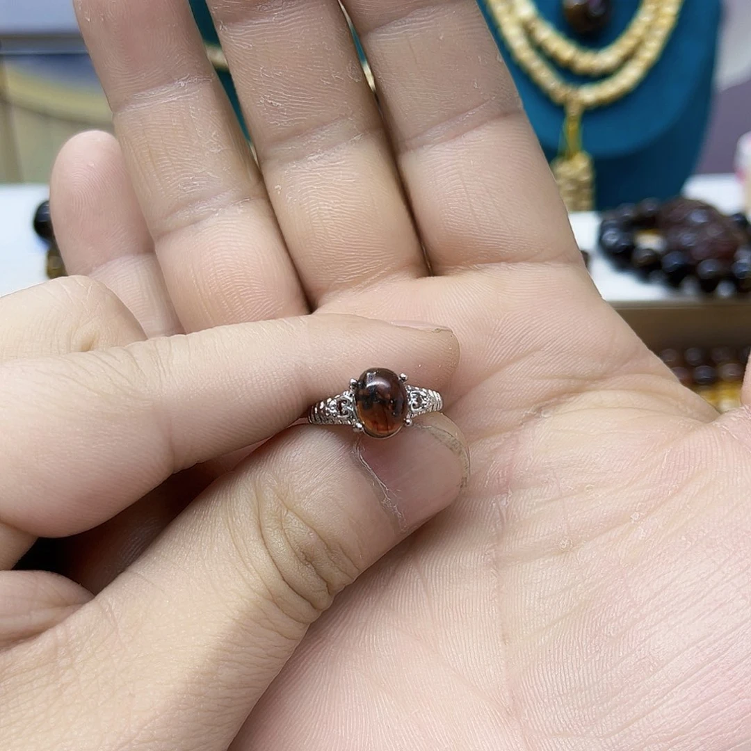 琥珀戒指未镶嵌抚顺琥珀戒指随机发货