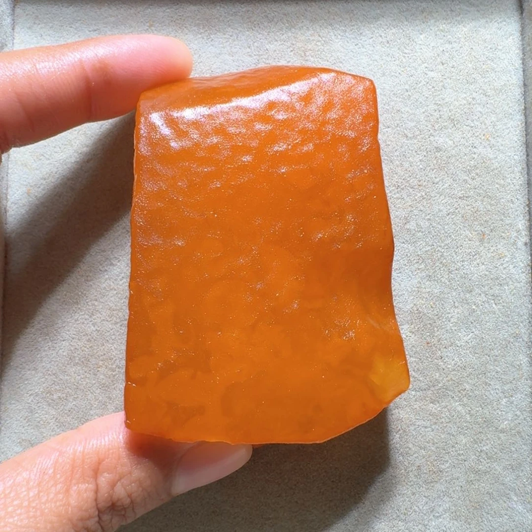 未镶嵌定制琥珀定制