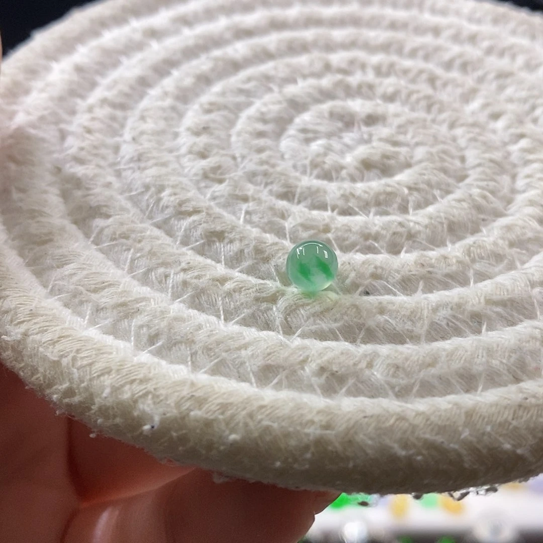 散珠翡翠飘绿圆珠