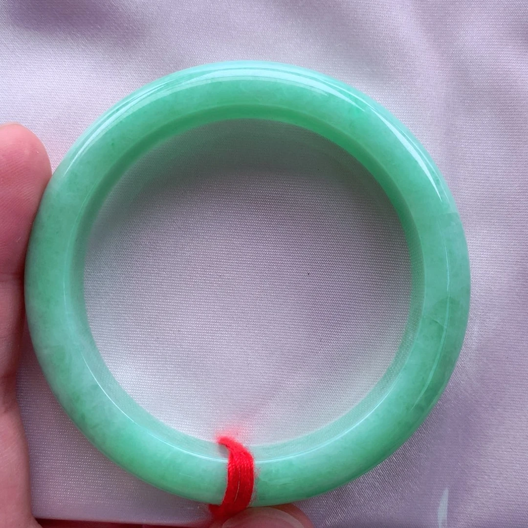 翡翠未镶嵌手镯翡翠