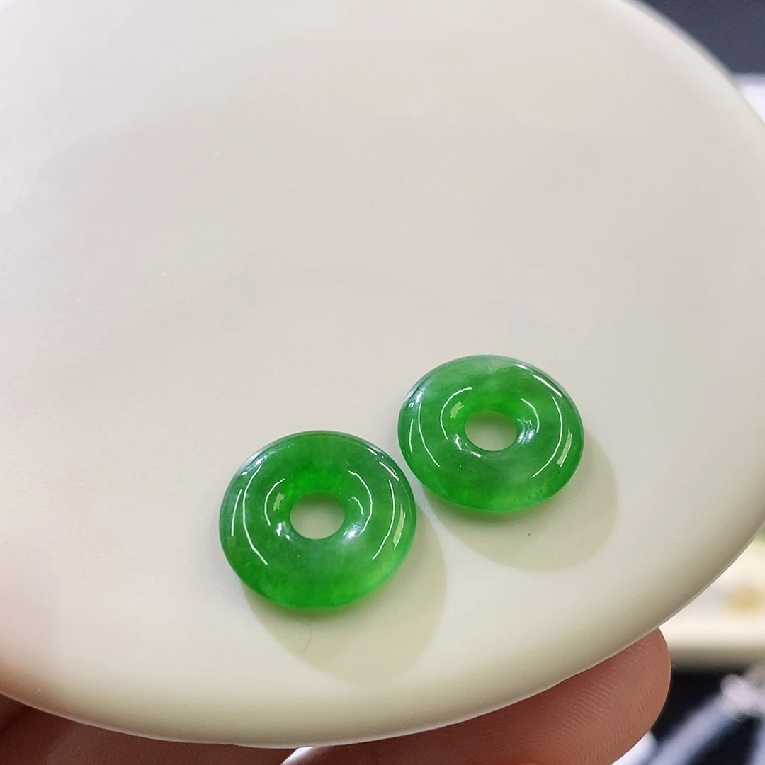 未镶嵌挂件翡翠一对甜甜圈