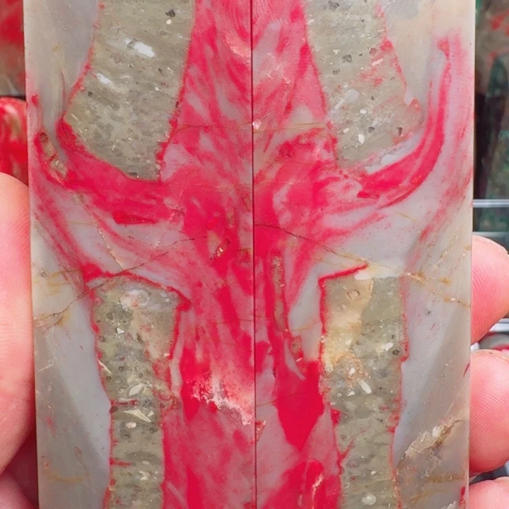 昌化鸡血石鸡血对章