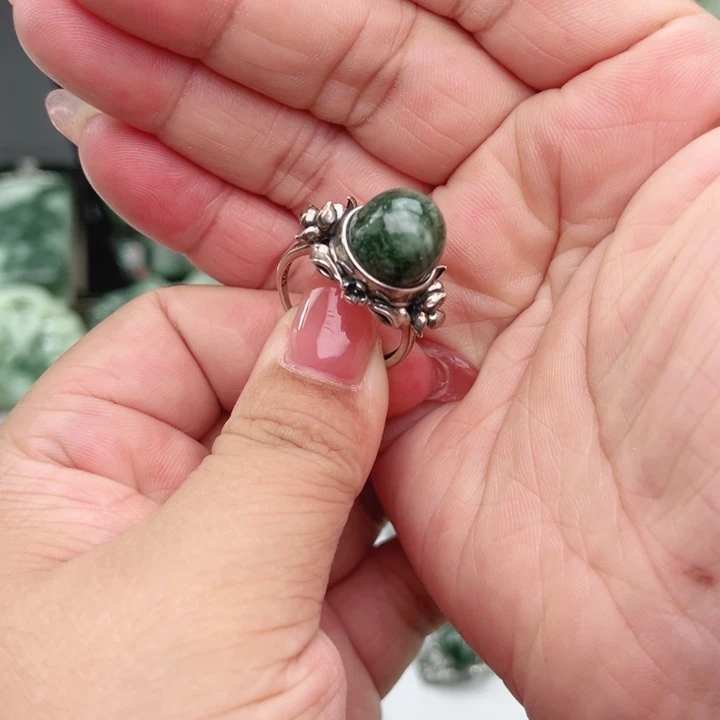 透闪石-蛇纹石玉银S925镶嵌戒指