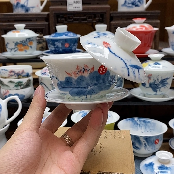 手绘荷花悬停150cc三才盖碗釉下彩微瑕福利款