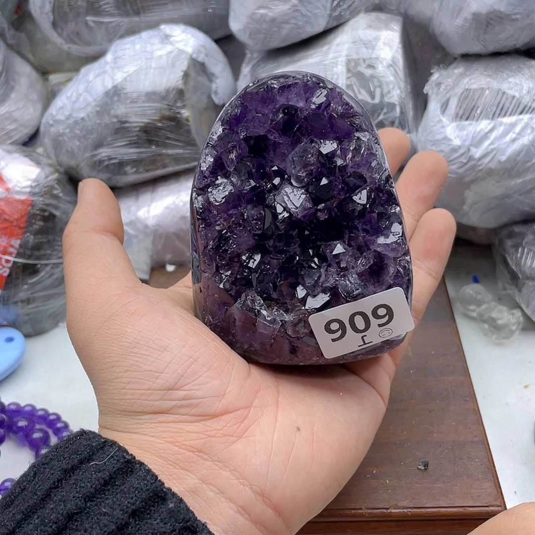紫晶大型摆件（非配饰）未镶嵌