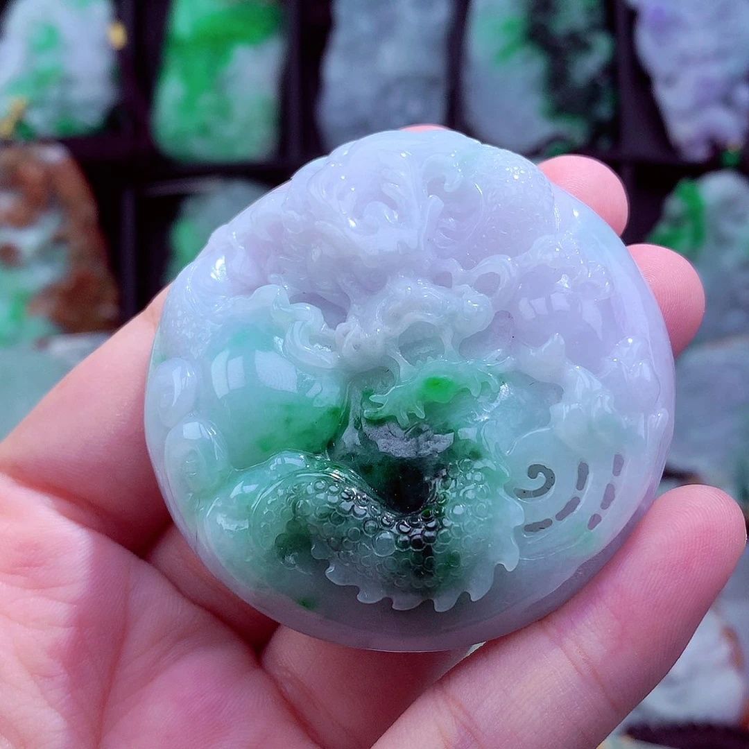 翡翠未镶嵌颈饰挂件
