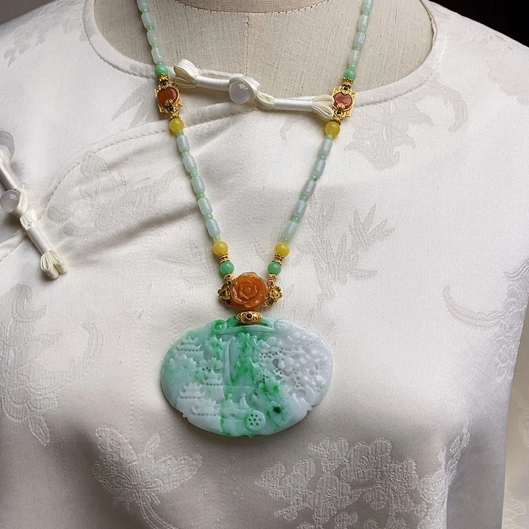 翡翠颈饰未镶嵌天然