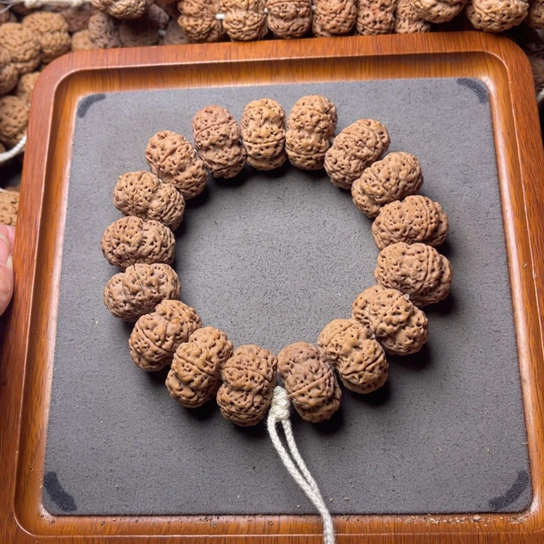 菩提籽类4号金刚菩提微瑕梅花夹板25