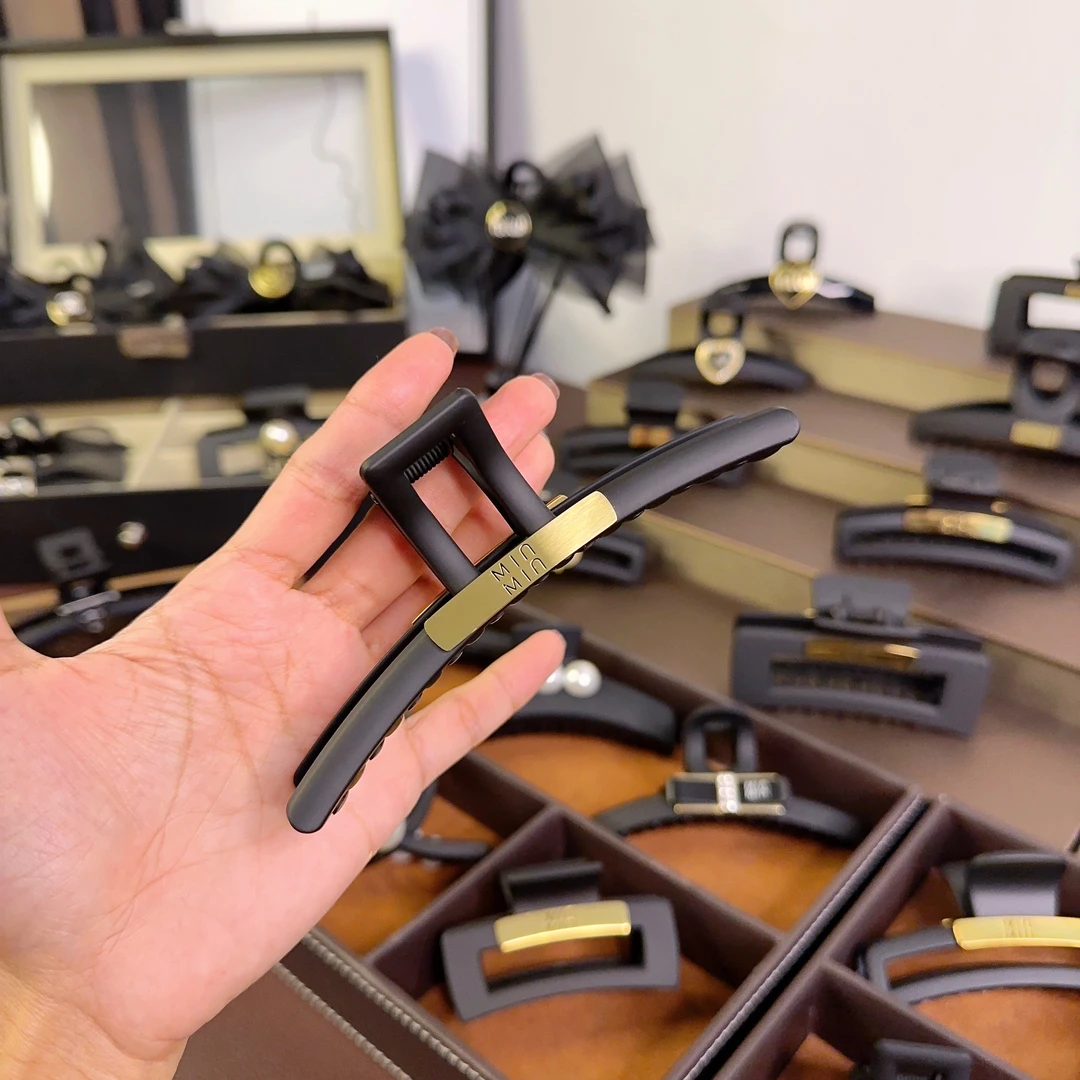 高级感磨砂黑13CM（适合发量少）新娘款大抓夹151