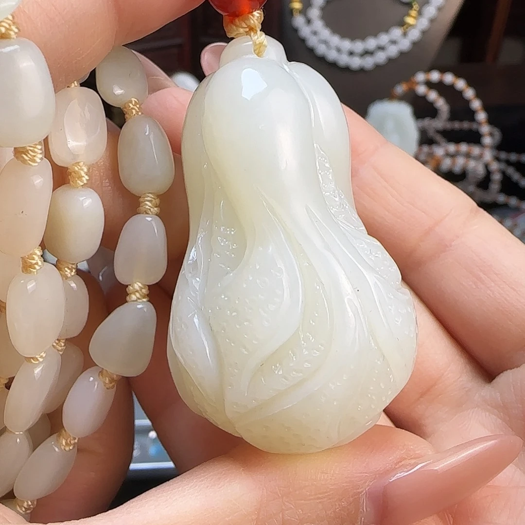 和田玉未镶嵌颈饰定制发货