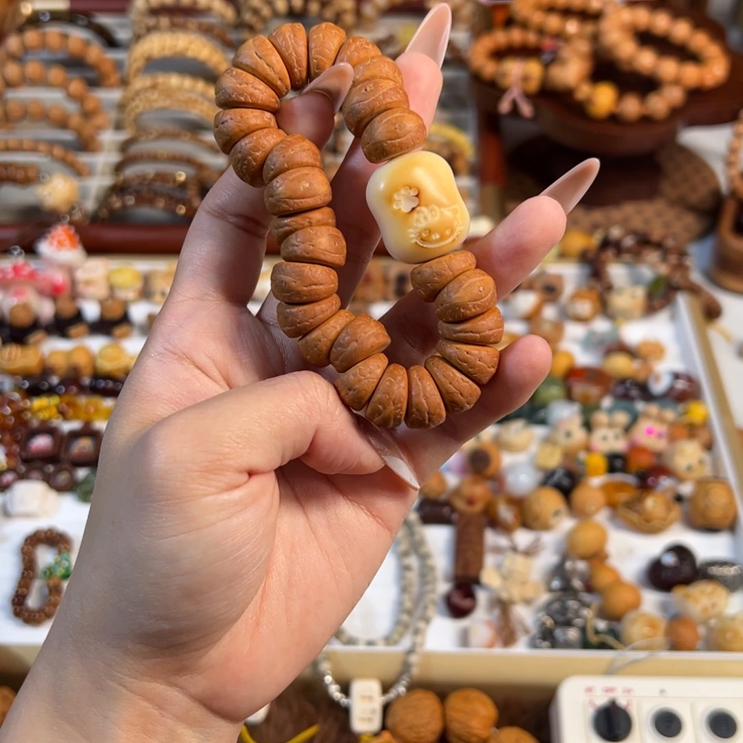 凤眼菩提吊坠凤眼大肠薄切搭配款