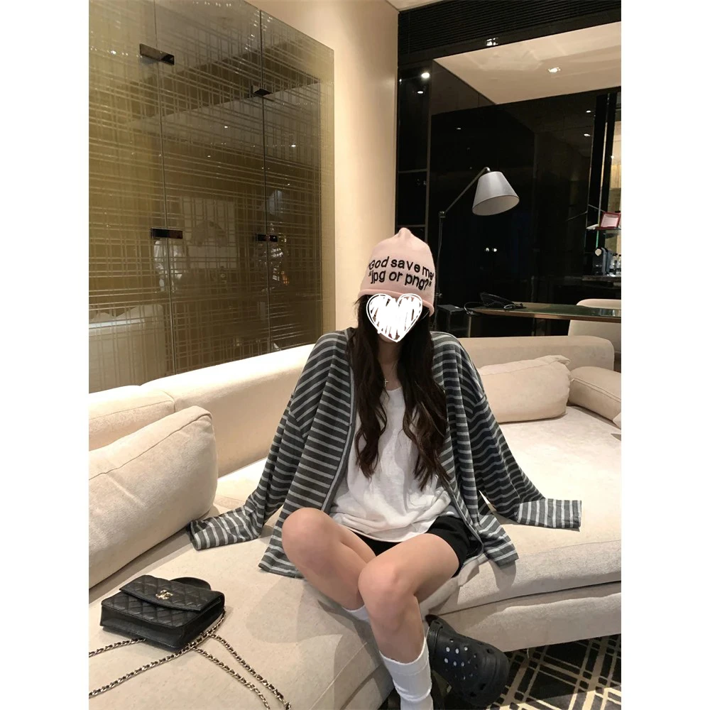 条纹早秋宽松显瘦开衫独特上衣氛围感撞色气质洋气女装外套百搭H6