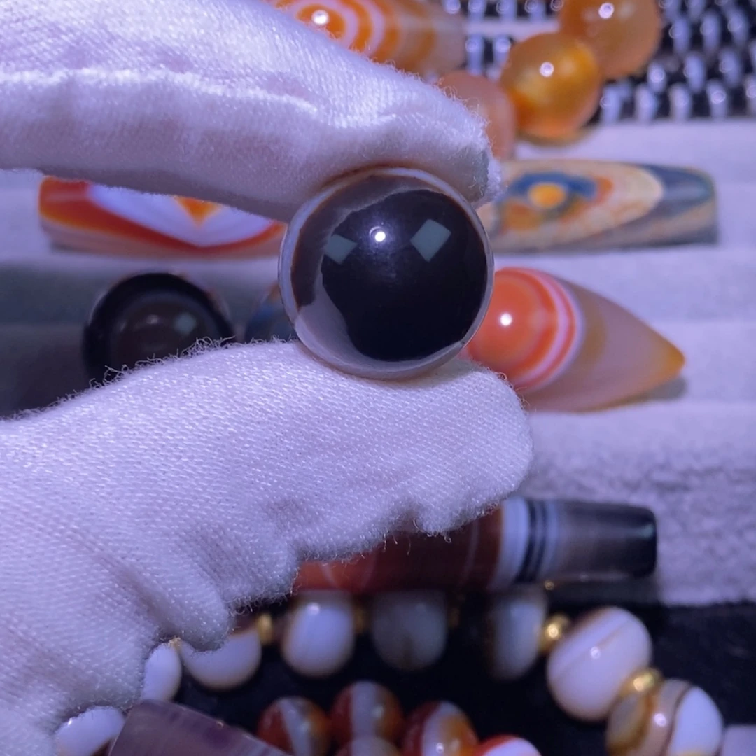 未镶嵌颈饰玛瑙/玉髓