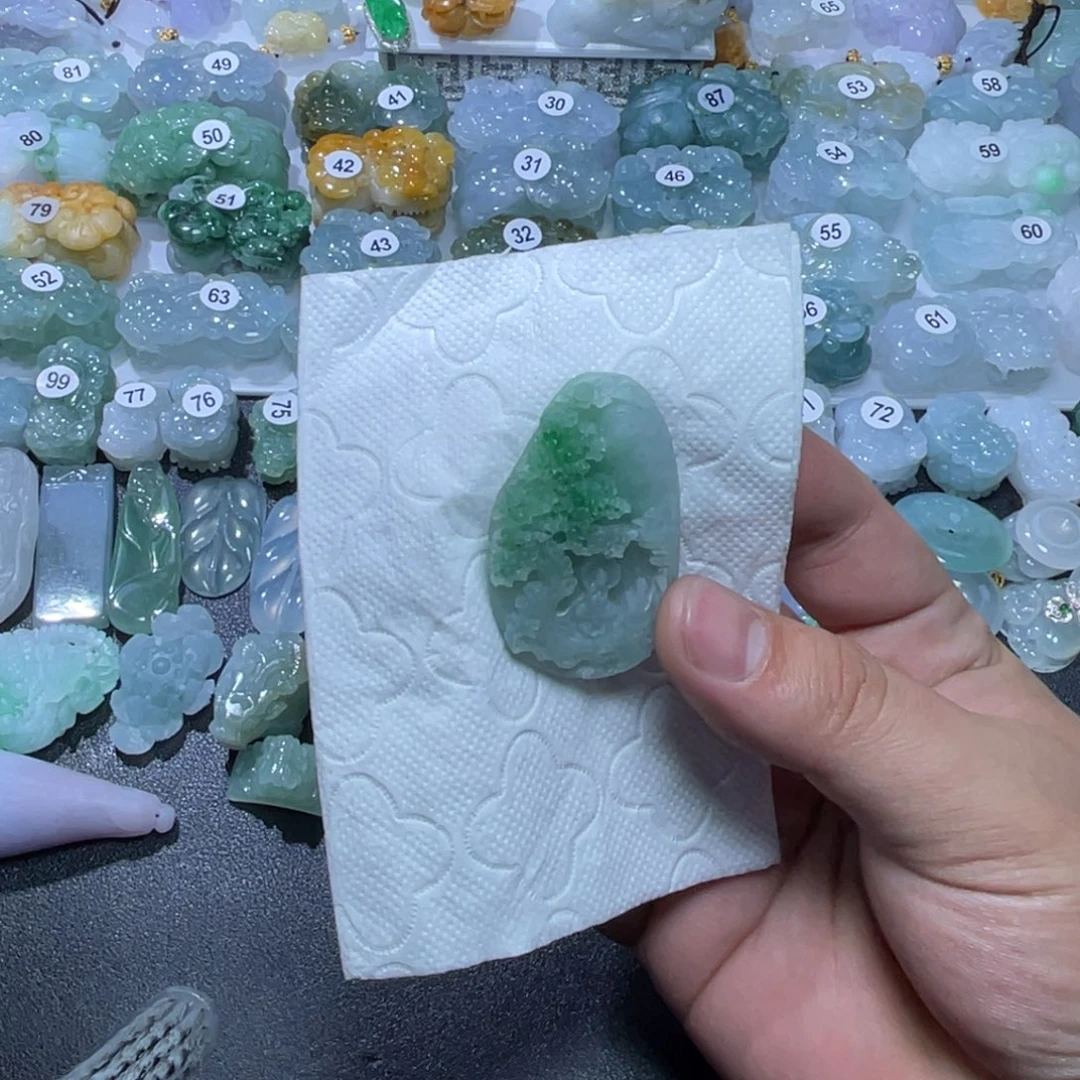 定制翡翠未镶嵌天然