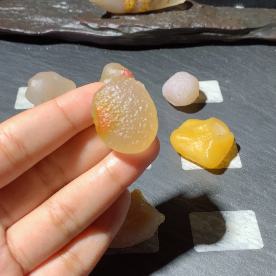 玛瑙/玉髓原石未镶嵌