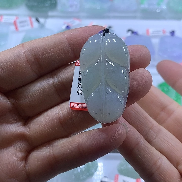 翡翠未镶嵌颈饰天然翡翠吊坠A货