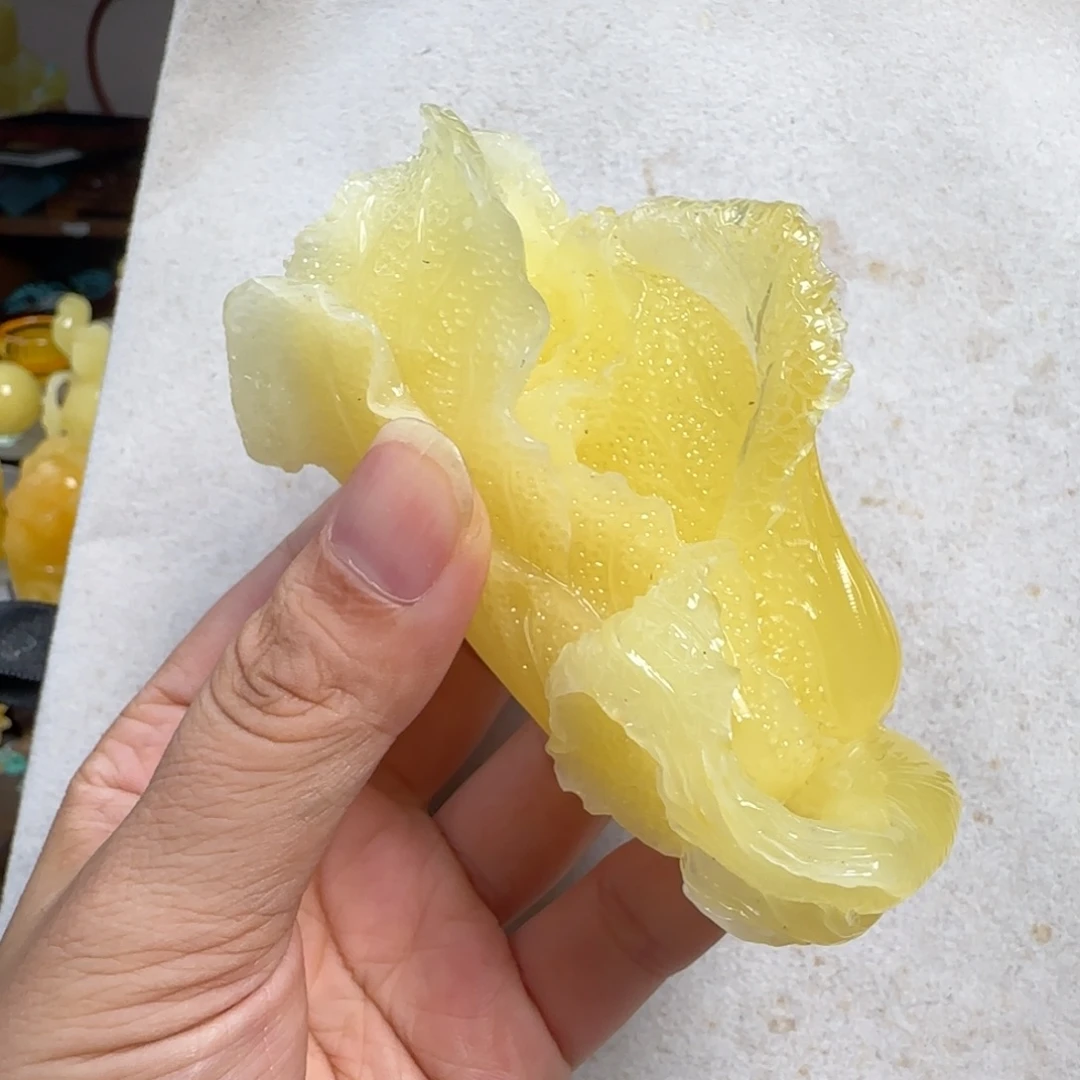 蜜蜡未镶嵌珠宝奇石