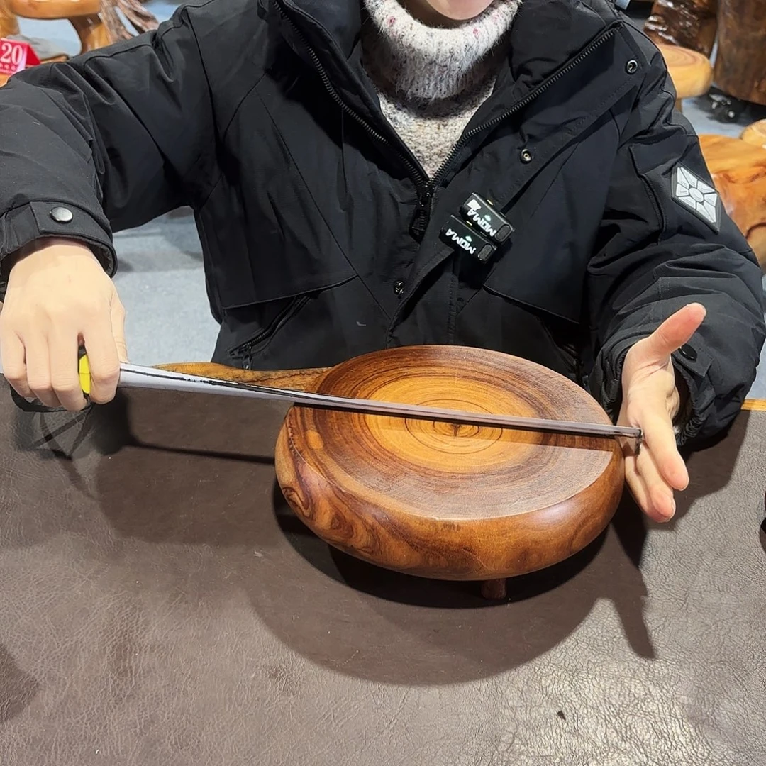 香樟木三足墩23-23-7.5