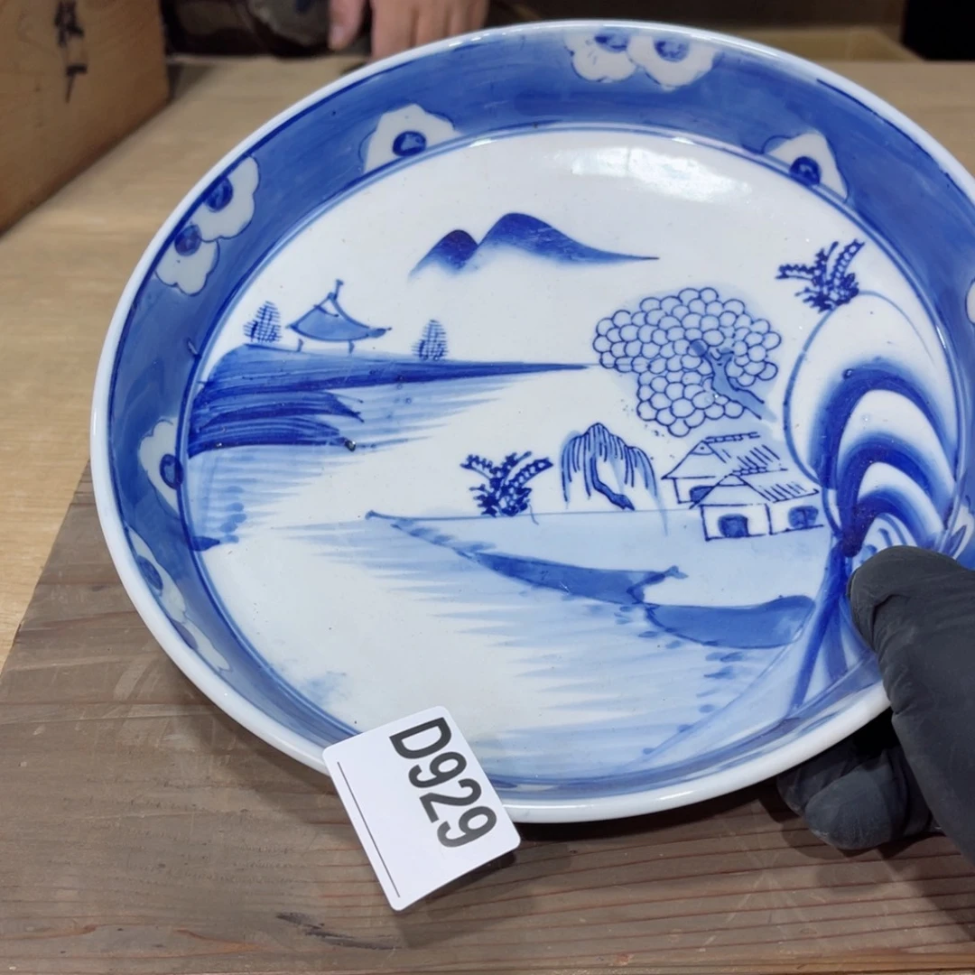 茶杯和一碗米饭就足够