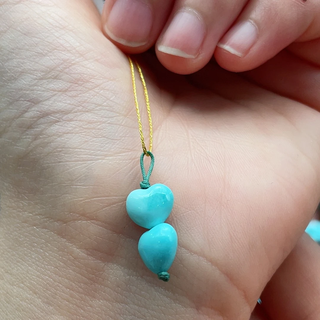 绿松石颈饰未镶嵌