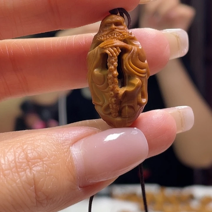 橄榄核吊坠橄榄核