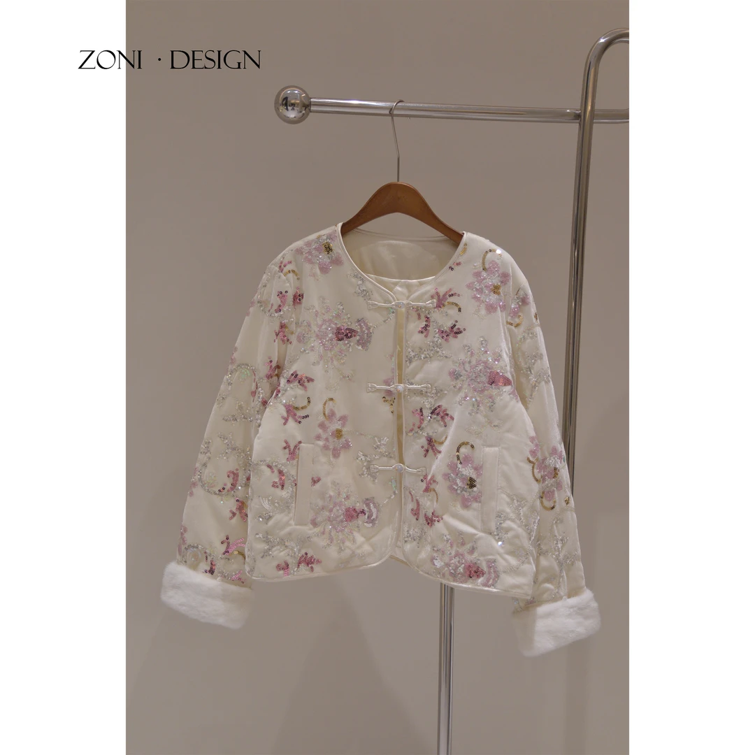 ZONI |  新中式国风亮片绣花水貂毛圆领盘扣棉外套