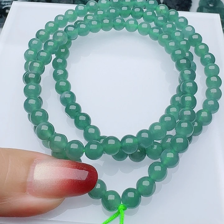 颈饰未镶嵌翡翠天然的A货翡翠多样性发其一