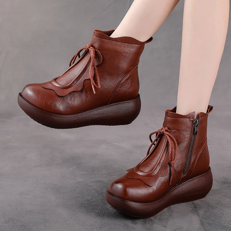 2025棉鞋新款女冬民族风加绒短靴女坡跟厚底松糕跟休闲软皮女靴子