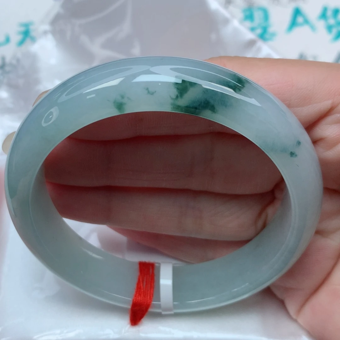 翡翠手镯未镶嵌58圈 冰飘灵动绿花 冰胶润 推荐