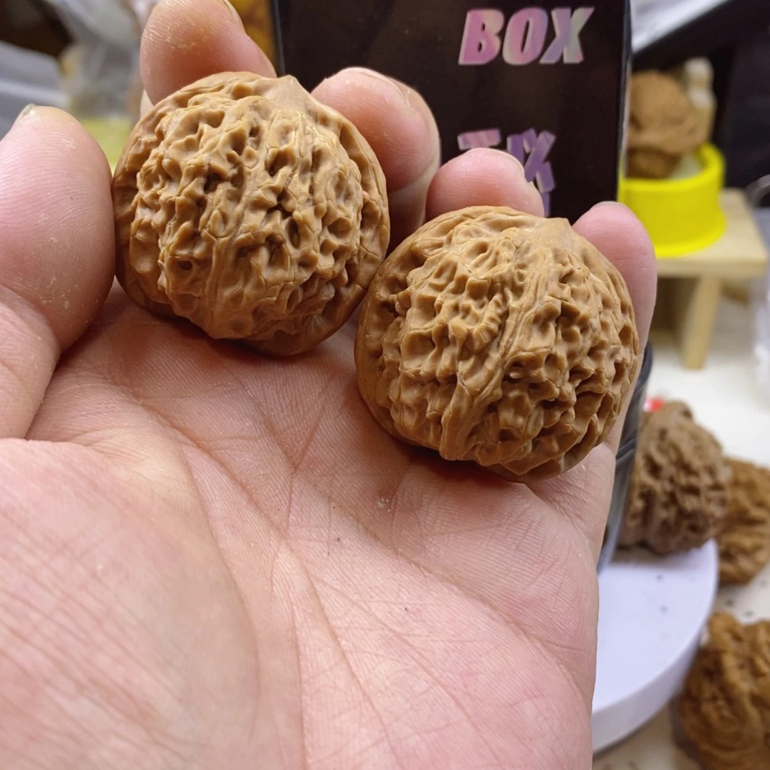 文玩核桃手把件39全品荔枝纹