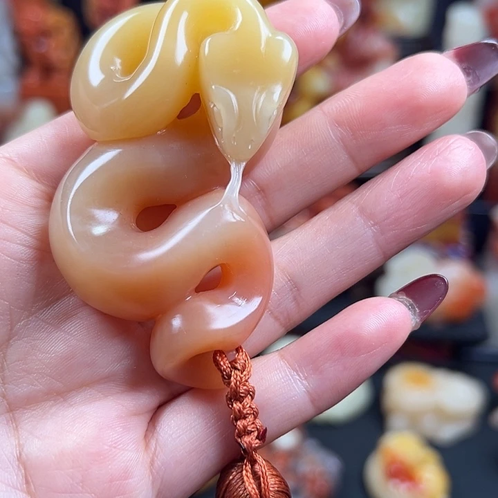 寿山石张**箭老性芙蓉石