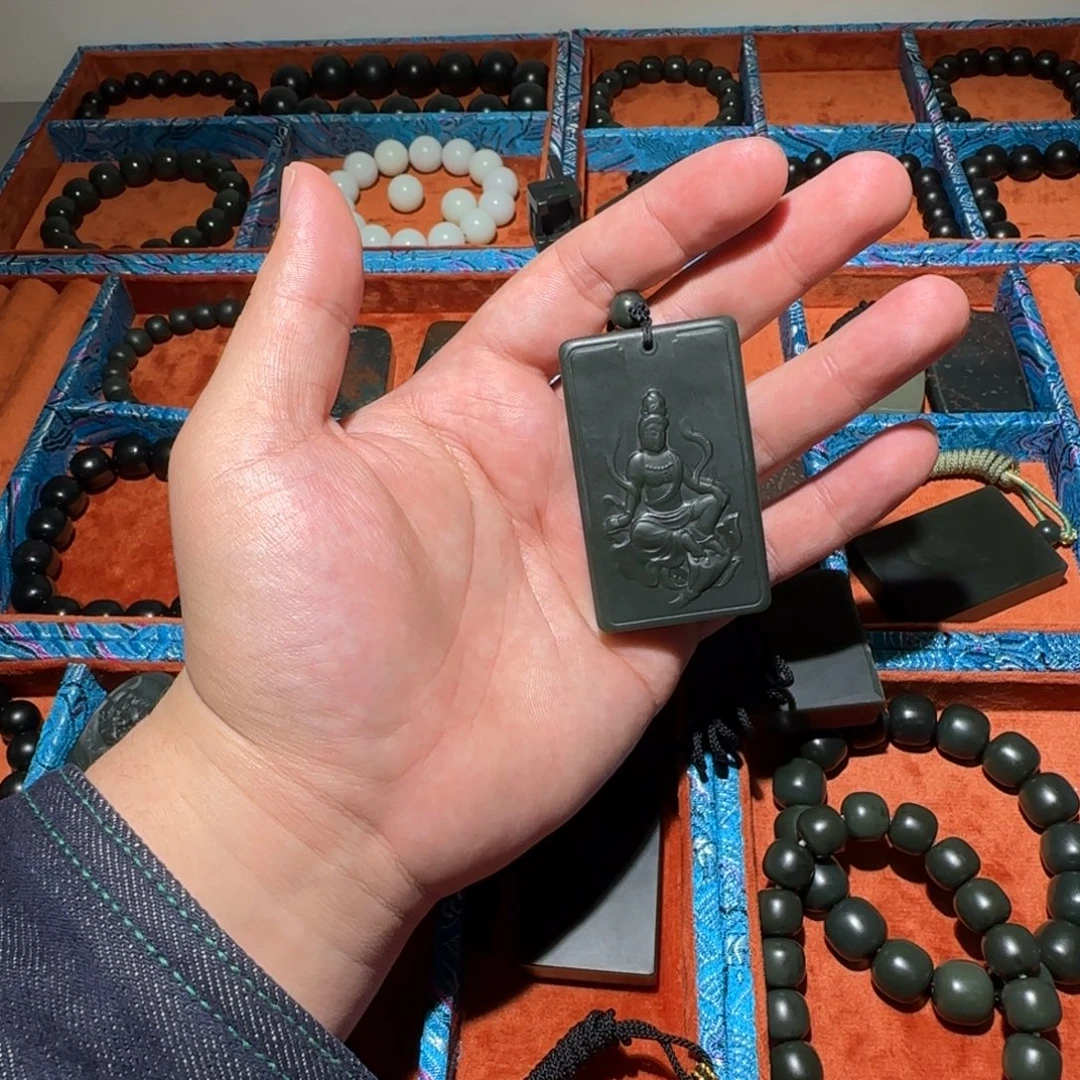 山****和田玉未镶嵌手链