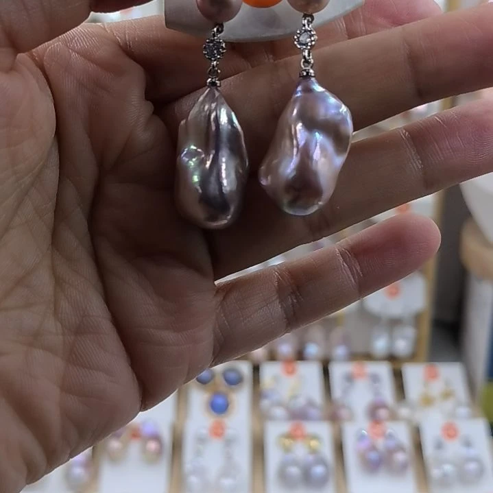 张***芳银S925镶嵌淡水珍珠耳饰