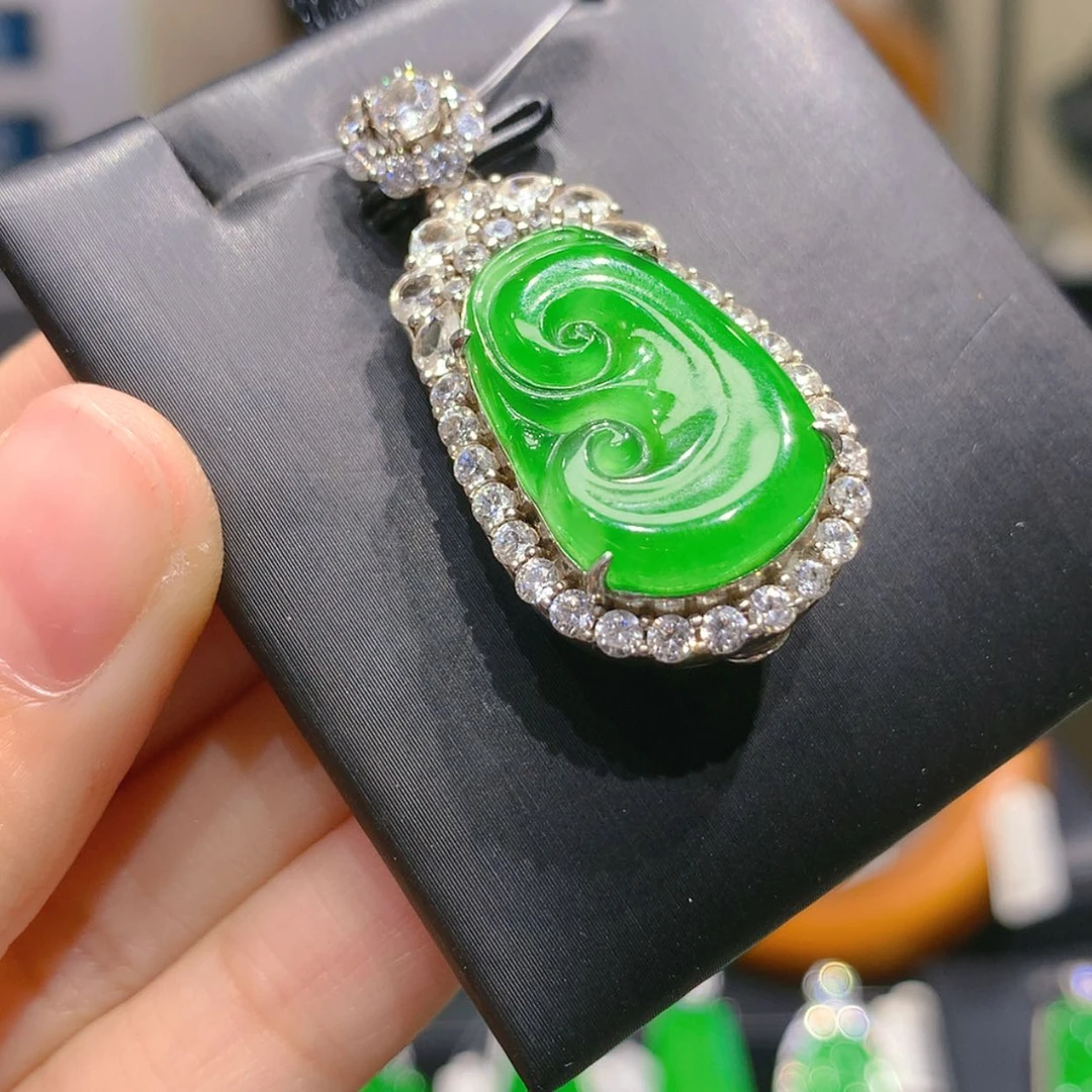 【闪购商品】颈饰银S925镶嵌翡翠3柒姐