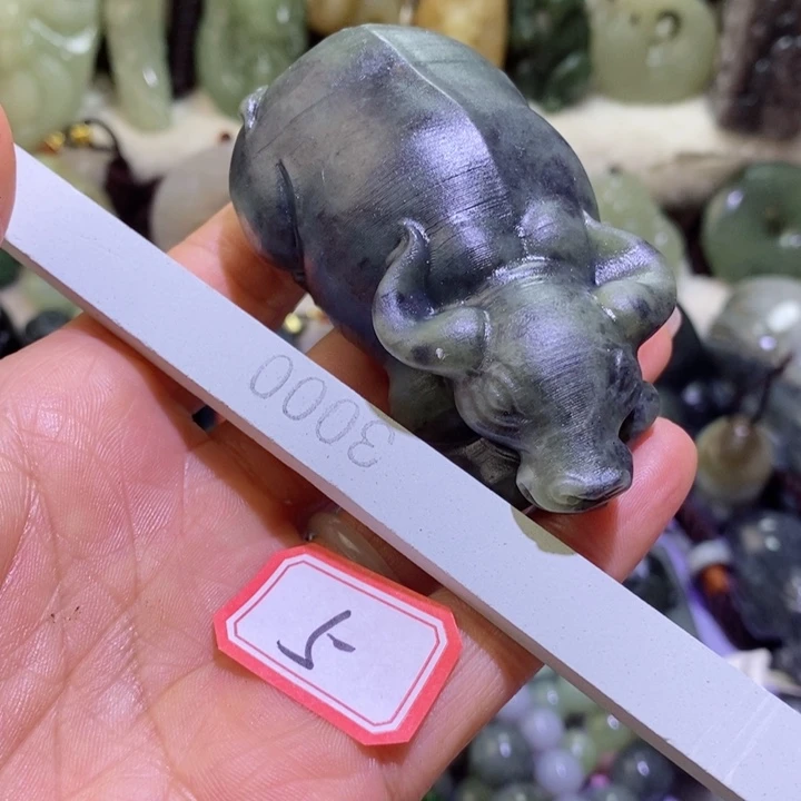 和田玉边角料未镶嵌