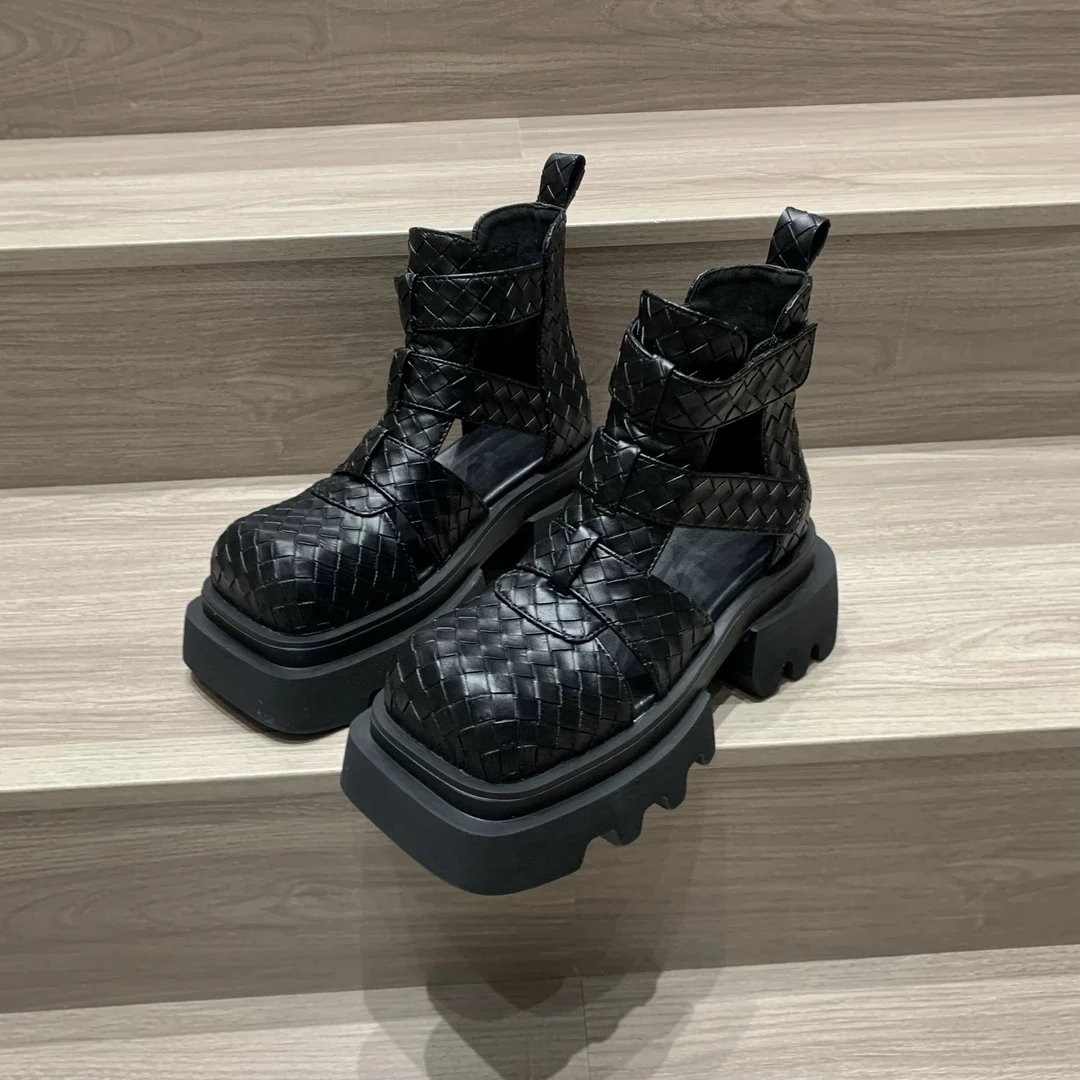 罗马风凉靴女鞋子2025年夏季新款包头松糕厚底欧货镂空编织猪笼鞋