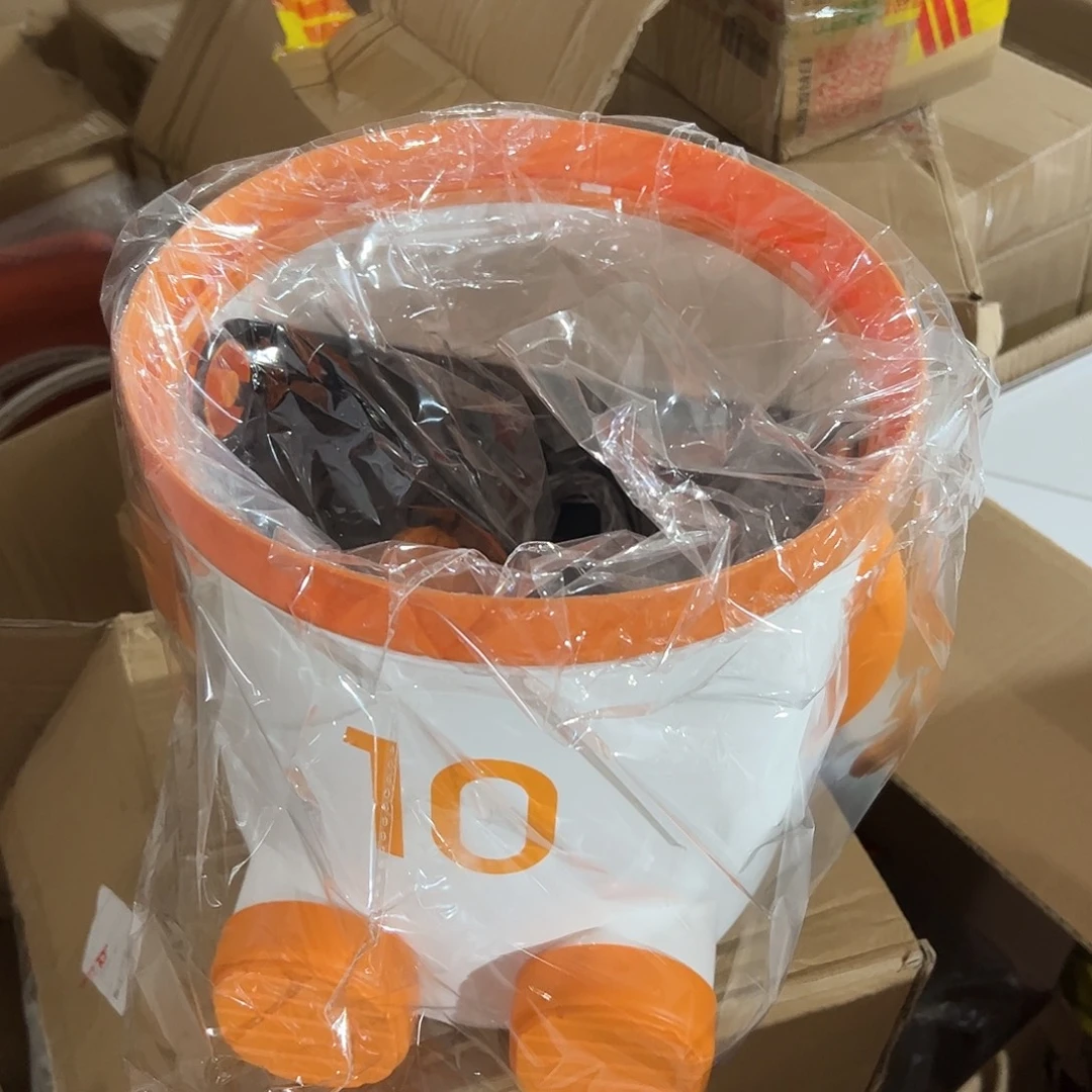 垃圾桶垃圾桶一个