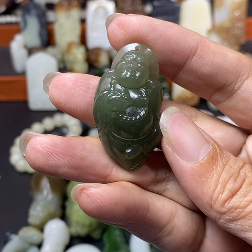 【闪购商品】颈饰未镶嵌和田玉