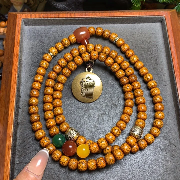星月菩提吊坠菩提