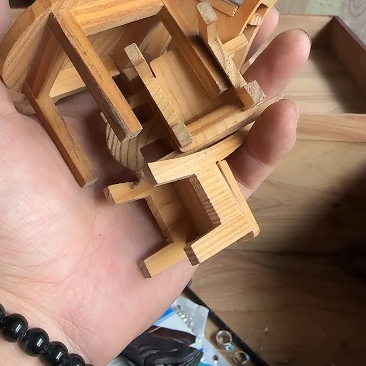 然***宝扇子干活红红火火恍恍惚惚