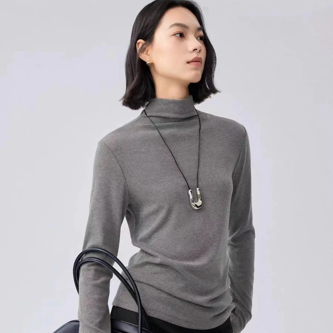 s12，笑脸高领打底衫047