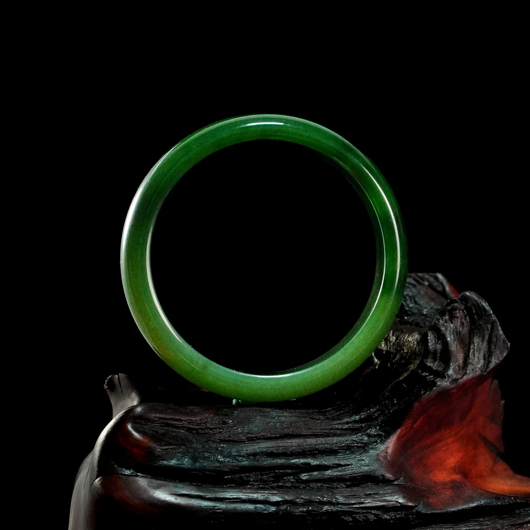 Lot45 和田碧玉手镯66.32g/十竹斋秋季拍卖1780422