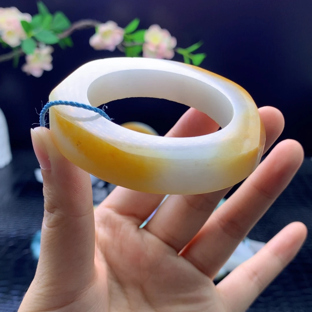 未镶嵌手镯定制翡翠
