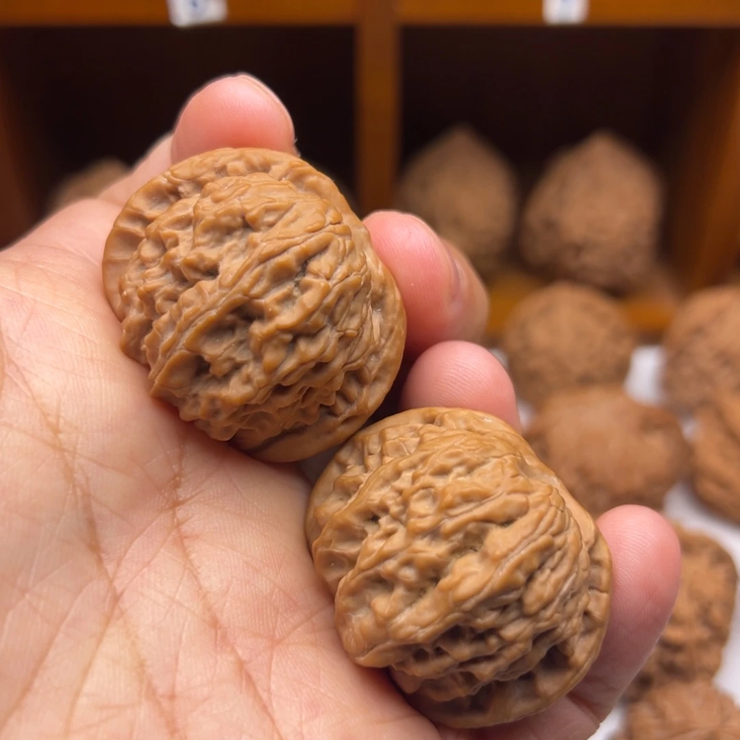 文玩核桃吊坠38尺黄杆有黄