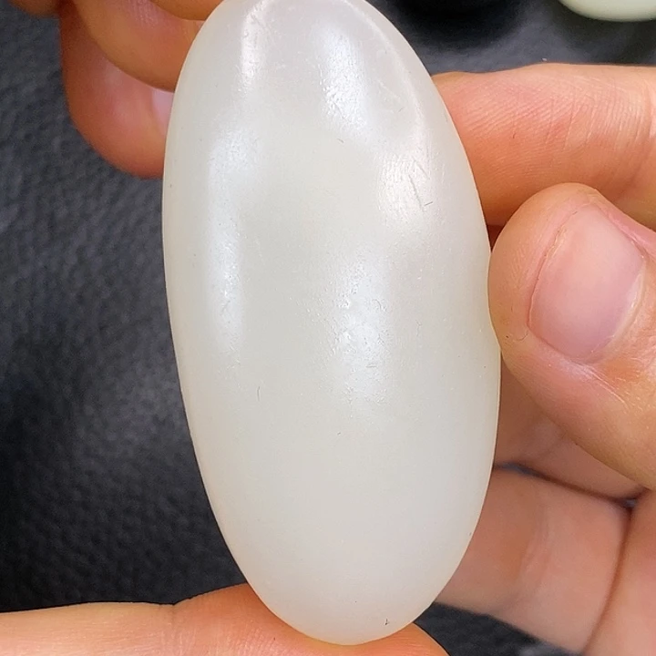 和田玉未镶嵌珠宝半成品