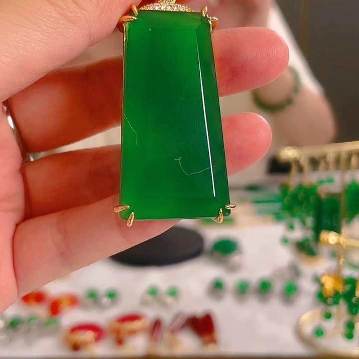 玛瑙/玉髓合金颈饰