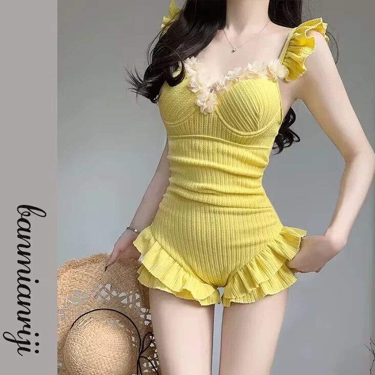 2025新款泳衣女士保守纯色修身小胸聚拢钢托连体泳衣海边度假泳装